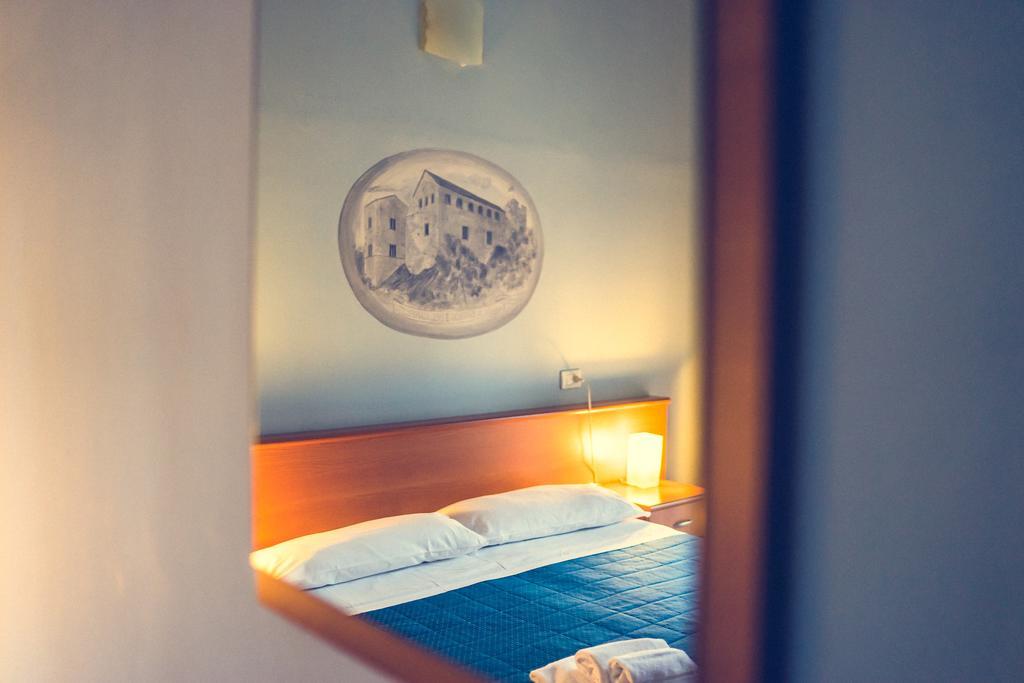 Millesimo Hotel La Gaietta מראה חיצוני תמונה