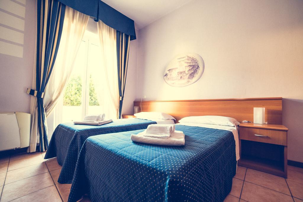 Millesimo Hotel La Gaietta חדר תמונה